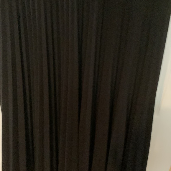 Alfani black knit cap sleeves, v neck, fit & flare pleated skirt empire waist, M - Picture 10 of 10